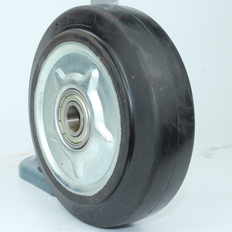 Non-Marking Rubber Steering Wheel Solid Rubber 125x67x35mm Ball Bearing