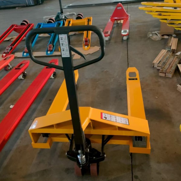 Heavy-Duty Wide-Fork Manual Pallet Truck